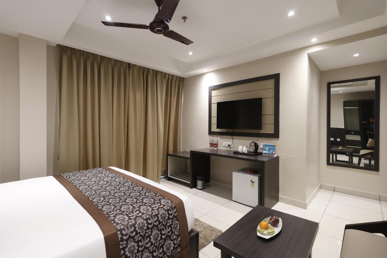 Pride Biznotel Canopus, Digha Digha  Εξωτερικό φωτογραφία